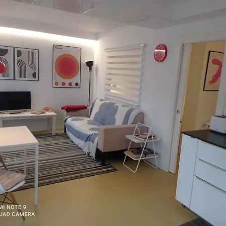 Apartment Pequeno En *